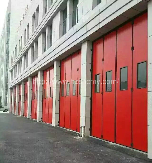 电动折叠门